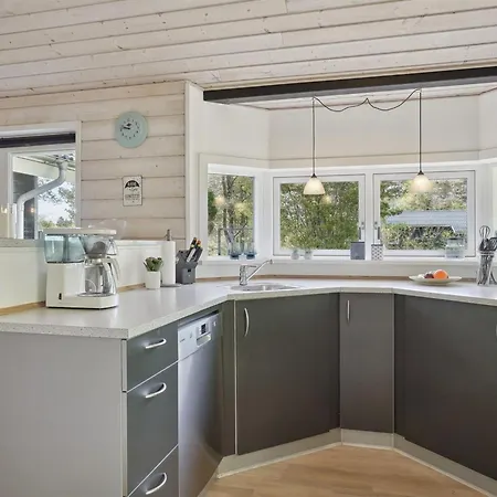 Feriehus Hejdi - 350m From The Sea By Interhome